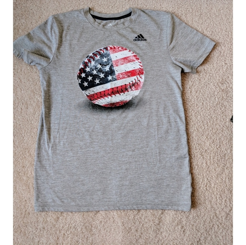 ADIDAS T-SHIRT